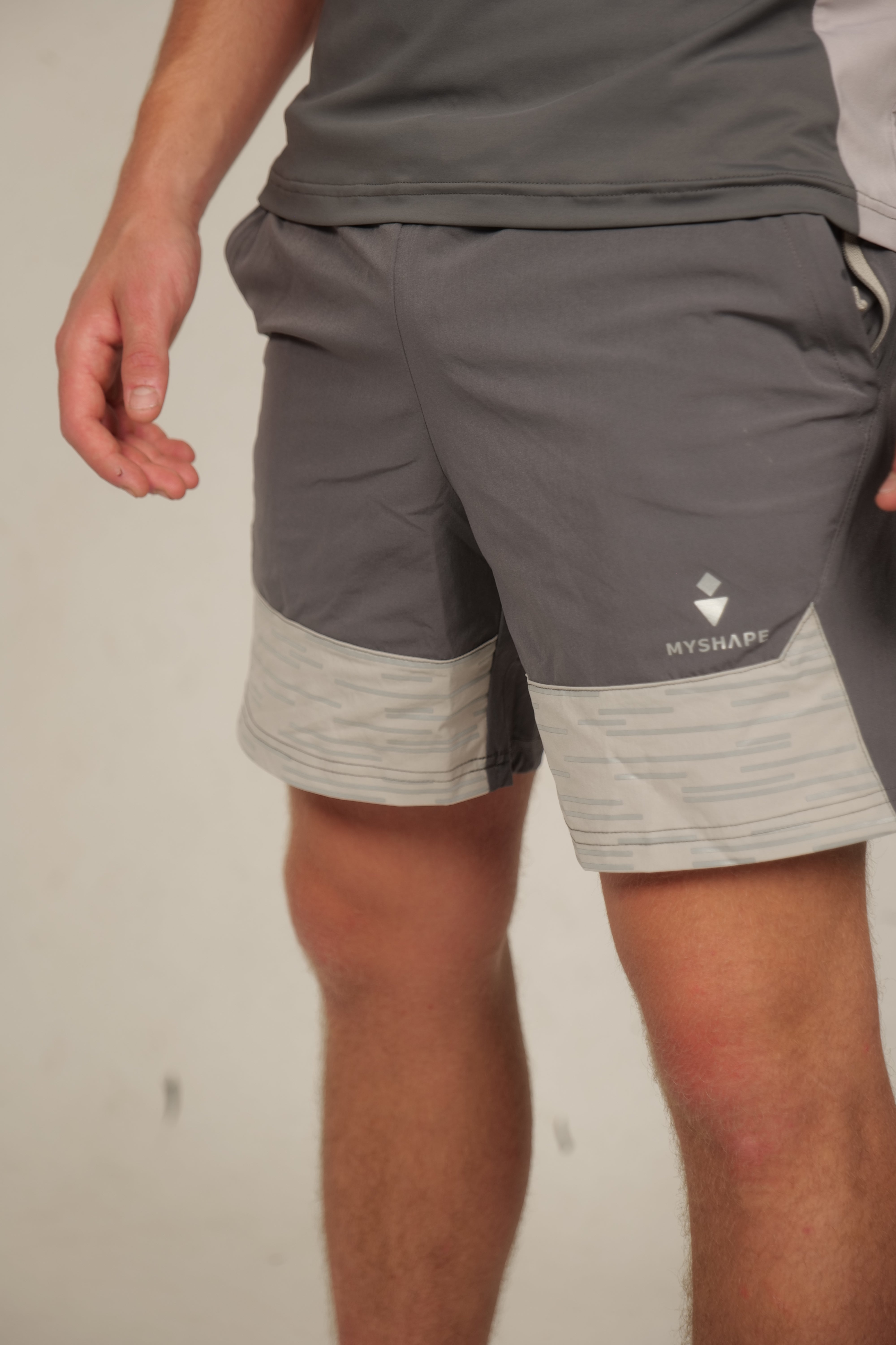 FlashMode shorts charcoal Grey